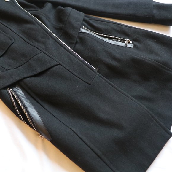 Black Zip-up Fall/Winter Coat - Picture 4 of 6